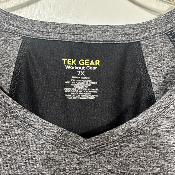Tek Gear Black and White Raglan Short Sleeve Tee - Picture 3 of 3